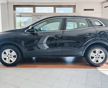 Zunanja slika - Renault Kadjar - 1.2 BOSE-SENZORJI-LED LUČI-TEMPOMAT-VIDEO VOZILA - 3 - Predogledna slika