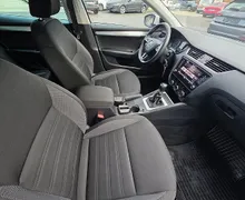 Zunanja slika - Škoda Octavia - 1.6 TDI STYLE ALU PLATIŠČA-PDC-NAVIGACIJA - 11 - Predogledna slika