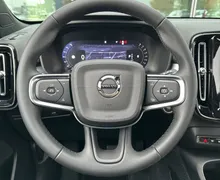 Notranja slika - Volvo XC40 - B3 P Core AT DCT 3 leta garancije + 3 servisi... - 14 - Predogledna slika