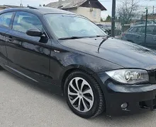 Zunanja slika - BMW Serija 1 - : 118d 143ks °M-PAKET° °STREŠNO OKNO° °XENON° - 4 - Predogledna slika