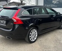 Zunanja slika - Volvo V60 - D4 - DIGITALNI ŠTEVCI - ODLIČEN - 5 - Predogledna slika