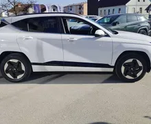 Zunanja slika - Hyundai Kona - 65kWh PREMIUM - TOPLOTNA ČRPALKA - 7 - Predogledna slika