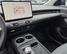 Zunanja slika - MG MGS5 EV - Luxury 64kWh + 7 let tovarniške garancije - 10 - Predogledna slika