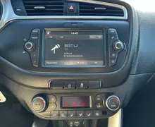 Notranja slika - KIA Ceed - 1.4 CVVT LX Champion NAVI - 16 - Predogledna slika