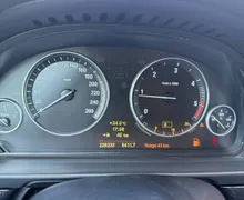Notranja slika - BMW serija 5: - 520d SLO NA KREDIT BREZ POLOGA - 8 - Predogledna slika