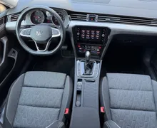 Notranja slika - Volkswagen Passat Variant - 2.0 TDI BMT SCR Business DSG-Vl. Kljuka-Masaža ACC - 10 - Predogledna slika