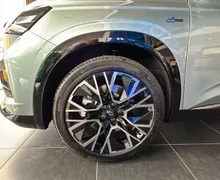 Zunanja slika - Renault Espace - Esprit Alpine E-Tech hybrid 200 - 14 - Predogledna slika