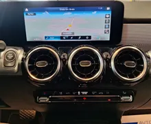 Notranja slika - Mercedes-Benz GLB-Razred - GLB 2.0D-KAMERA-VELIKA NAVI-PDC-USNJE-KOT N - 12 - Predogledna slika