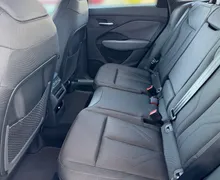 Notranja slika - Audi Q3 - TDI S tronic - 11 - Predogledna slika