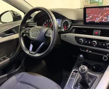 Notranja slika - Audi A4 Avant - 2.0 TDI-BI-XENON-LED-NAVI-TEMPOMAT-PDC - 10 - Predogledna slika