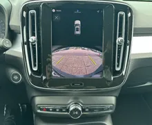 Notranja slika - Volvo XC40 - B3 P Core AT DCT 3 leta garancije + 3 servisi... - 16 - Predogledna slika