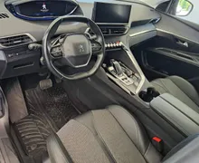 Notranja slika - Peugeot 3008 - 1.5 BlueHDi avt. Allure-FULL LED-KAMERA-ODLIČEN... - 7 - Predogledna slika