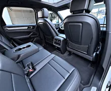 Notranja slika - Porsche Cayenne - PANO•SOFT CLOSE•ZRAČNO•360•BELA PERLA... - 11 - Predogledna slika