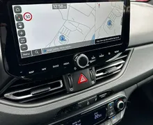 Zunanja slika - Hyundai i30 Wagon - 1.5 T-GDI FL II. PREMIUM   MHEV. SMART. WINTER. - 11 - Predogledna slika