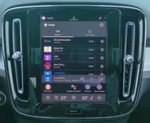 Notranja slika - Volvo XC40 - B3 P Core AT DCT 3 leta garancije + 3 servisi... - 13 - Predogledna slika