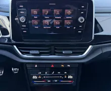 Notranja slika - Volkswagen T-Roc - 1.0 TSI BMT R-Line-LED-ACC-PDC-Vzvratna kamera.... - 9 - Predogledna slika