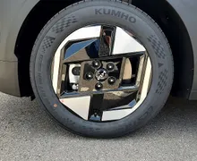Zunanja slika - KIA EV3 - 58.3 kWh baterija. 150 kW  204 KM  SKAY - 6 - Predogledna slika
