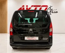 Notranja slika - Citroën Berlingo - 1.6 HDI-2X-DRSNA VRATA-TEMPOMAT-L9D-PDC-SERVISNA - 8 - Predogledna slika