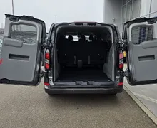 Zunanja slika - Ford E-Transit Custom - Transit Custom Kombi Limited 2.5 Duratec Hybrid 171 KW - 12 - Predogledna slika