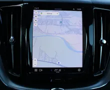 Zunanja slika - Volvo XC60 - B4D AUT Momentum -VIRTUAL-LED-KAMERA-NAVI-MEMORY - 17 - Predogledna slika
