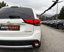 Zunanja slika - Mitsubishi Outlander - 2.2 DI-D 4WD AUT INSTYLE 7SEDEŽEV XENON ACC KAMERA - 12 - Predogledna slika