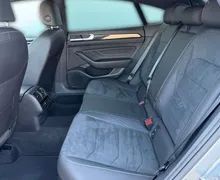 Notranja slika - Volkswagen Arteon - 2.0 TDI BMT R-Line DSG-DCC-20 COL-Mrtvi kot-Harman - 11 - Predogledna slika