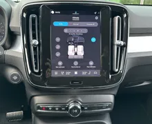 Notranja slika - Volvo XC40 - B3 P Core AT DCT... - 17 - Predogledna slika