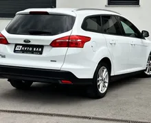 Notranja slika - Ford Focus - 1.LAST+SLO+PDC+TEMP+ALU+LEANPAY - 8 - Predogledna slika