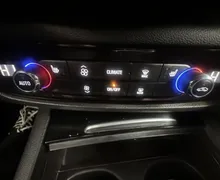 Notranja slika - Opel Insignia - Sports 2.0 CDTi Innovation Avt.NEMŠKI+4ALU.USNJE - 16 - Predogledna slika