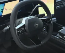 Zunanja slika - Renault Rafale - E-Tech full hybrid 200 techno - 11 - Predogledna slika