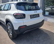 Zunanja slika - Jeep Avenger - Altitude 1.2 E-DCT6 MHEV 100 - 4 - Predogledna slika