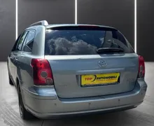 Zunanja slika - Toyota Avensis - Combi 2.2 D SLOVENSKO VOZILO XENON TEMPOMAT USNJE - 3 - Predogledna slika