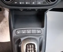 Zunanja slika - Hyundai i10 - 1.2 FL STYLE   AAC. WINTER. naslon. rg... - 12 - Predogledna slika