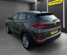 Zunanja slika - Hyundai Tucson - 1.6 GDI 1.LASTNIK SLO VOZILO TEMPOMAT PDC KAMERA - 4 - Predogledna slika
