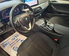 Notranja slika - BMW serija 5 Touring: - 520d xDrive Touring Avt. VIRTUAL-LED-VELIKA NAVI- - 10 - Predogledna slika