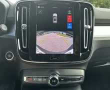 Notranja slika - Volvo XC40 - B3P Core Avt. - 17 - Predogledna slika