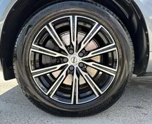 Notranja slika - Volvo XC60 - B4D AWD Inscription Avt. - 9 - Predogledna slika