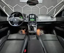 Notranja slika - Renault Scenic - Scénic dCi 130 Energy Bose-LED-HUD-KAMERA-NAVI-2 - 15 - Predogledna slika