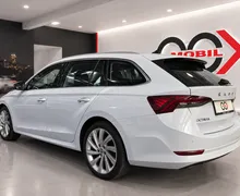 Notranja slika - Škoda Octavia - Combi 2.0 TDI Style DSG - Matrix.DCC.HUD.Canton .. - 7 - Predogledna slika