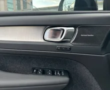 Notranja slika - Volvo XC40 - B3 P Plus Dark Avt. - 13 - Predogledna slika