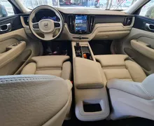 Notranja slika - Volvo XC60 - B4  Plus Bright AWD•Redno vzdrževan•Alu. 20 - 11 - Predogledna slika