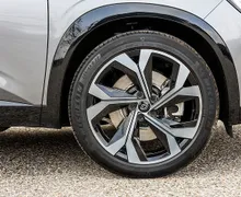 Zunanja slika - Renault Espace - esprit Alpine E-Tech hybrid 200 7s - 18 - Predogledna slika