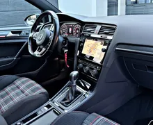 Notranja slika - Volkswagen Golf - 2.0 GTI PERFORMANCE DSG-VIRTUAL-LED-ALU 19COL-ACC - 12 - Predogledna slika