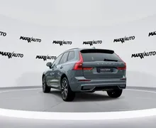 Notranja slika - Volvo XC60 - B4 D AWD Ultimate Dark Avt. - 7 - Predogledna slika