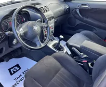 Notranja slika - Alfa Romeo 147 - 1.9 JTD M-JET+PDC+SAMO 117.875km+TEMP - 9 - Predogledna slika