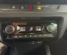 Zunanja slika - Škoda Fabia - 1.0 Tsi Monte Carlo+4xAlu.Slo.1.Lastnik - 8 - Predogledna slika