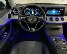 Notranja slika - Mercedes-Benz E-Razred - 200 Coupe Kamera - AmbientL - PDC - Gretje - R17 . - 9 - Predogledna slika