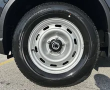 Notranja slika - KG Mobility Musso - 2.2 XDI 4x4 M T ACTIVE+ - 9 - Predogledna slika