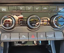 Zunanja slika - Škoda Karoq - Style 1.6 TDI DSG|FULED|ALU|ASSIS.|NAVI|2xPDC| - 12 - Predogledna slika