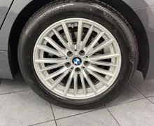 Zunanja slika - BMW Serija 3 - Touring: 320d Touring Sport Line Avt.NEMŠKI+4ALU.USNJE.L - 17 - Predogledna slika